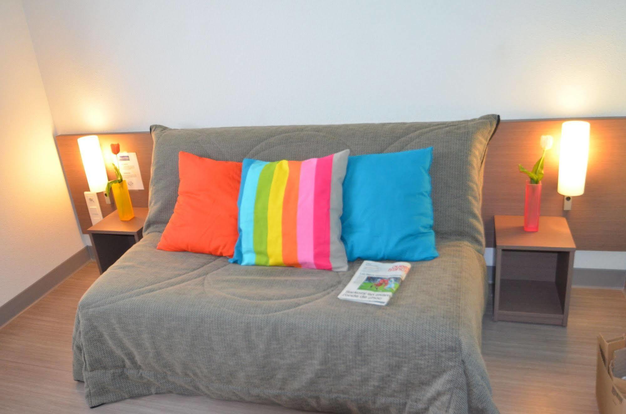 Pauseome Apparthotel Caen Exterior photo
